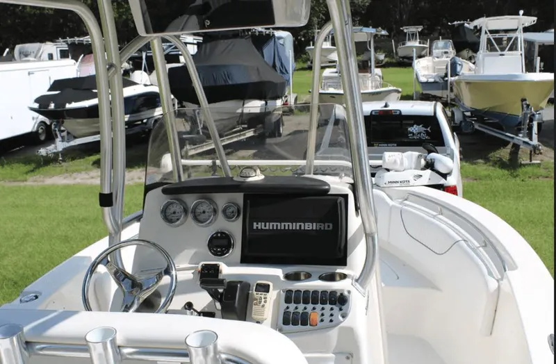 Slide: The Image of NauticStar 2000 XS Offshore 2014 - 14