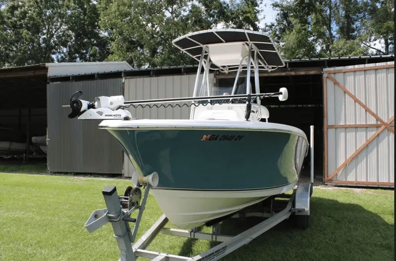 Slide: The Image of NauticStar 2000 XS Offshore 2014 - 2