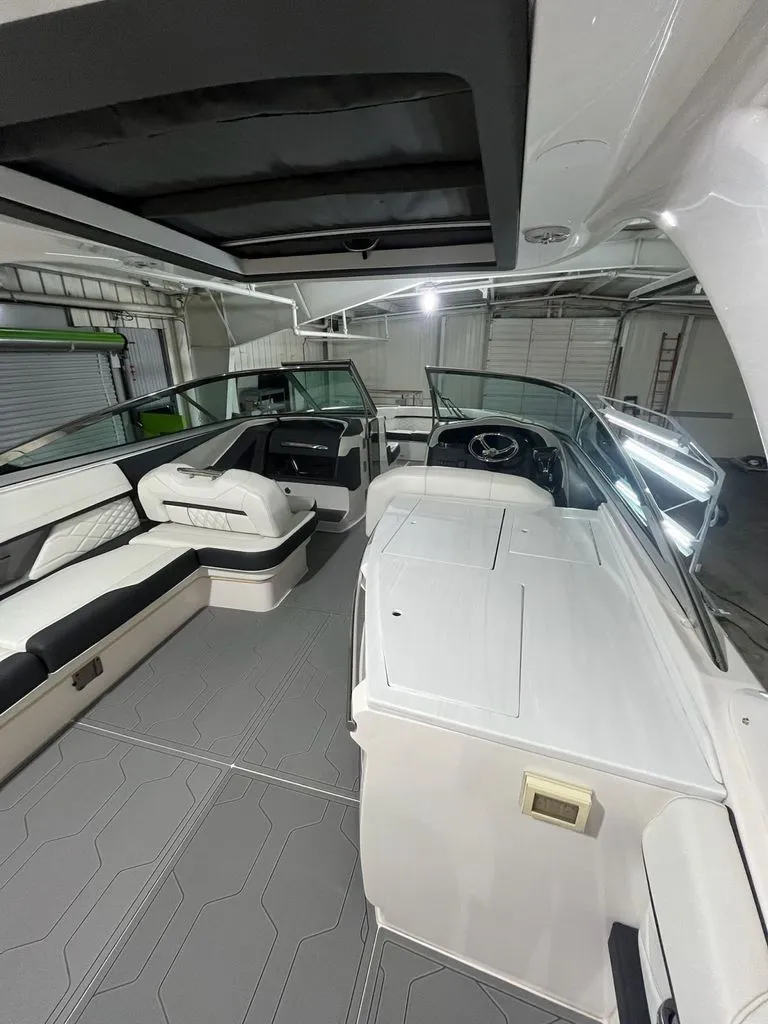 Slide: The Image of Regal 33 OBX 2022 - 3