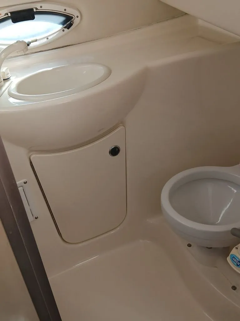 Slide: The Image of Bayliner 245 2004 - 14