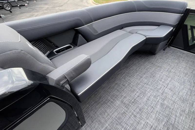 Slide: The Image of Luxurious seating on 2026 Viaggio D28UW A-T boat, featuring sleek gray upholstery. - 30