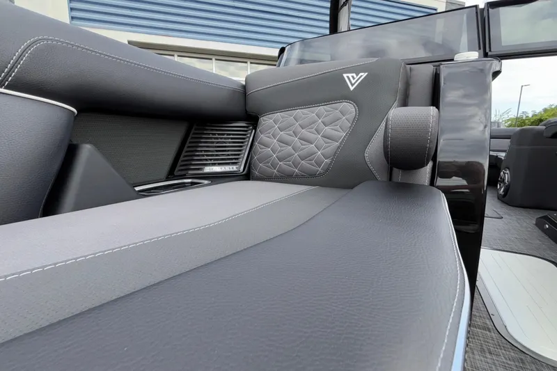 Slide: The Image of Luxurious interior of 2026 Viaggio D28UW A-T with sleek, modern design and premium seating. - 35