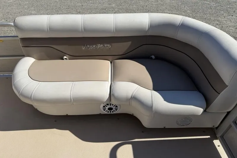 Slide: The Image of Beige and gray seating on a 2002 Godfrey AP220RS boat. - 5