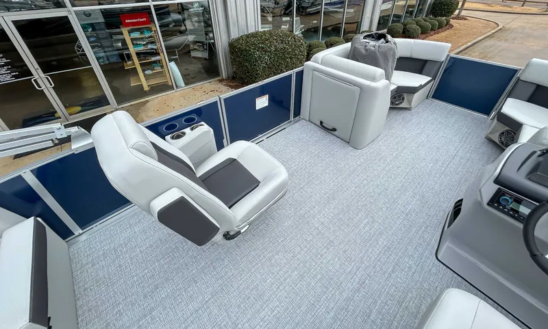 Slide: The Image of Harris Cruiser 210 SLDH 2025 - 12