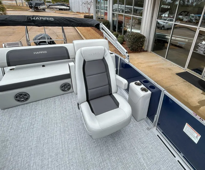 Slide: The Image of Harris Cruiser 210 SLDH 2025 - 16