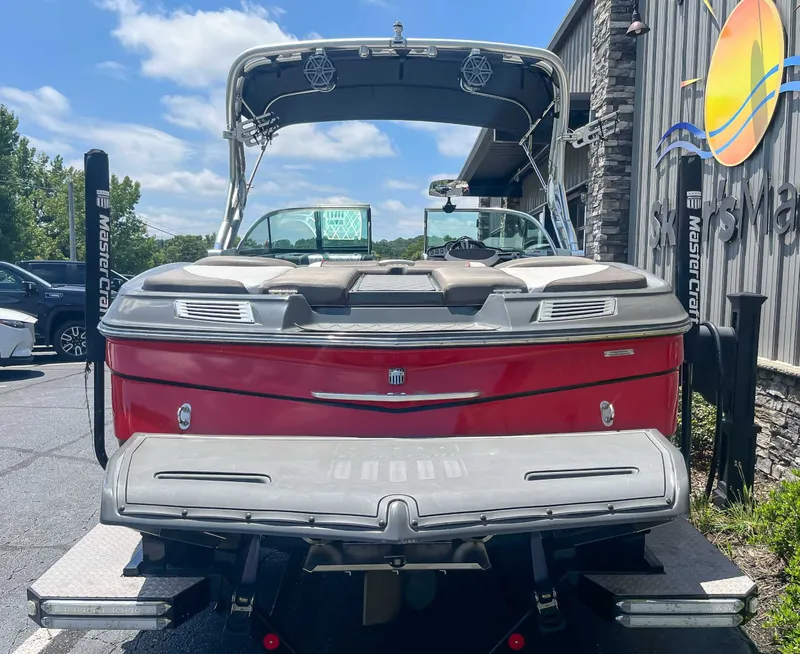 Slide: The Image of MasterCraft X10 2014 - 7