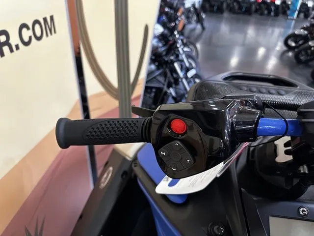 Slide: The Image of Sea-Doo Spark Trixx For 3 Rotax 900 ACE - 90 Ibr A 2025 - 7