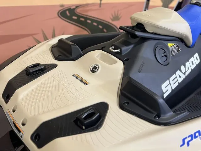 Slide: The Image of Sea-Doo Sparktrixx 2025 - 14
