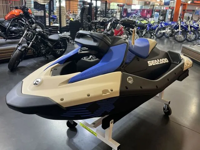 Slide: The Image of Sea-Doo Sparktrixx 2025 - 17