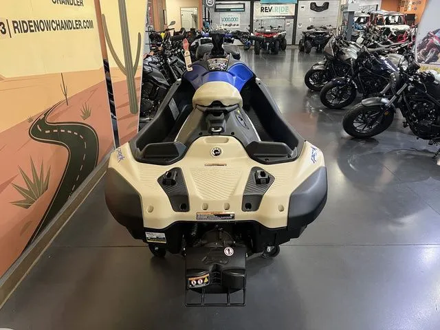 Slide: The Image of Sea-Doo Sparktrixx 2025 - 5
