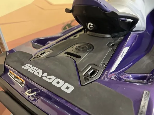 Slide: The Image of Sea-Doo GTI 2025 - 13