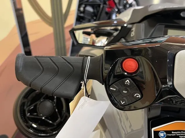 Slide: The Image of Sea-Doo GTI 2025 - 7
