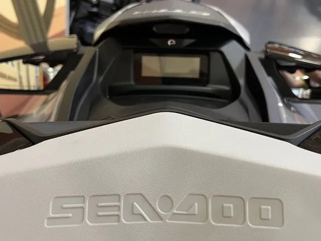 Slide: The Image of Sea-Doo GTI 2025 - 8