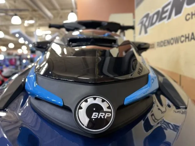 Slide: The Image of Sea-Doo GTX 230 2025 - 10