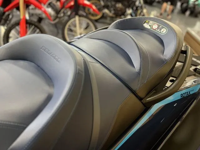 Slide: The Image of Sea-Doo GTX 230 2025 - 16
