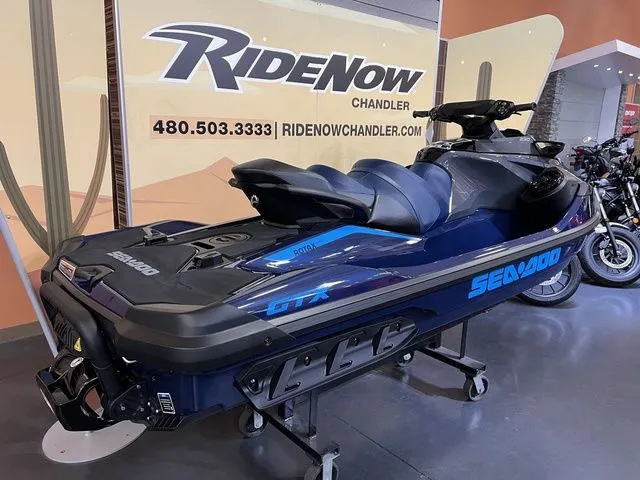 Slide: The Image of Sea-Doo GTX 230 2025 - 4