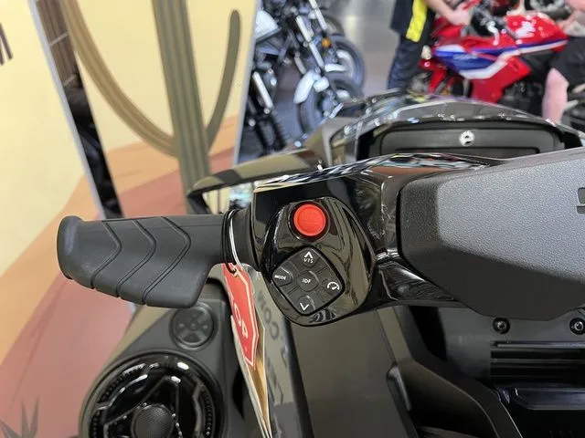 Slide: The Image of Sea-Doo GTX 230 2025 - 7