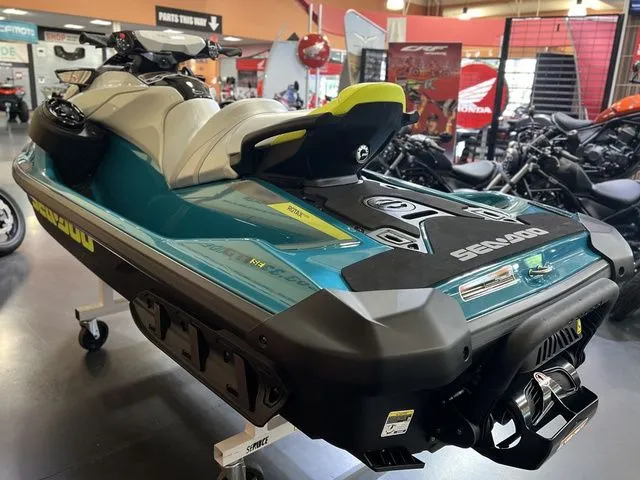 Slide: The Image of Sea-Doo GTI 2025 - 16