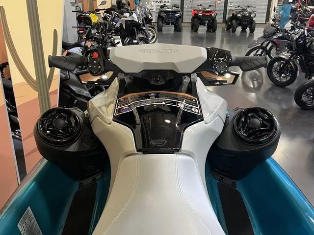 Slide: The Image of Sea-Doo GTI 2025 - 6