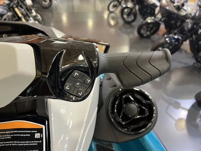 Slide: The Image of Sea-Doo GTI 2025 - 9