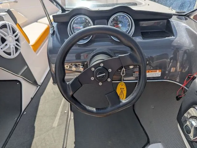 Slide: The Image of Glastron GTS 187 2016 - 7