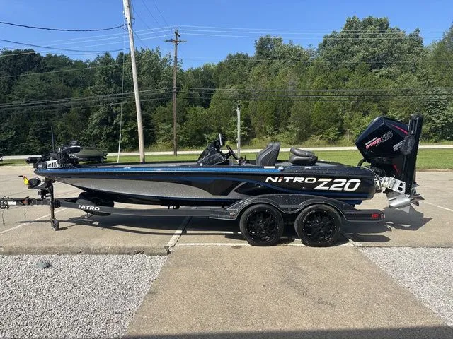 Slide: The Image of Nitro Z20 Pro 2020 - 16