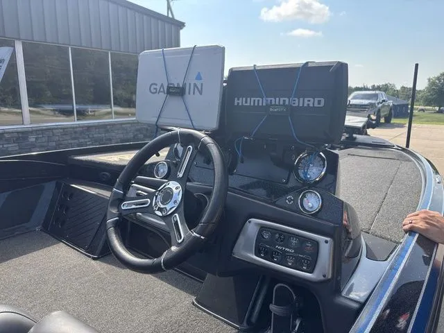 Slide: The Image of Nitro Z20 Pro 2020 - 6