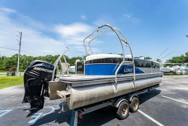 Slide: The Image of Lowe X Series X250 2013 - 5