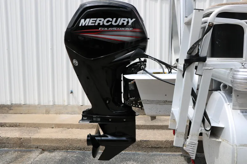Slide: The Image of 2017 Sun Tracker Fishing Barge 20 DLX with Mercury FourStroke outboard motor. - 33