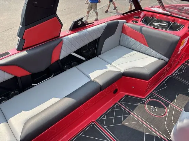 Slide: The Image of Tigé Z3 2022 - 12