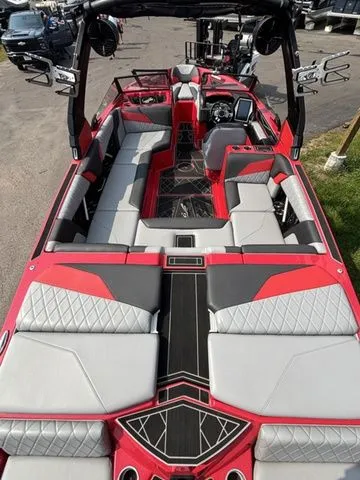 Slide: The Image of Tigé Z3 2022 - 9