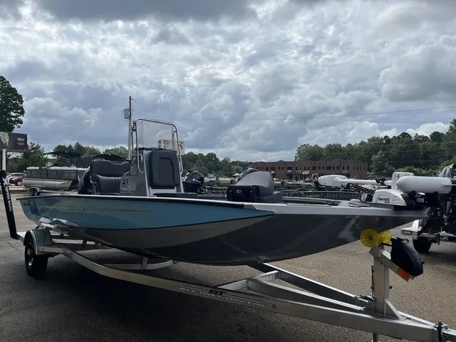 Slide: The Image of Xpress H22B 2025 - 8