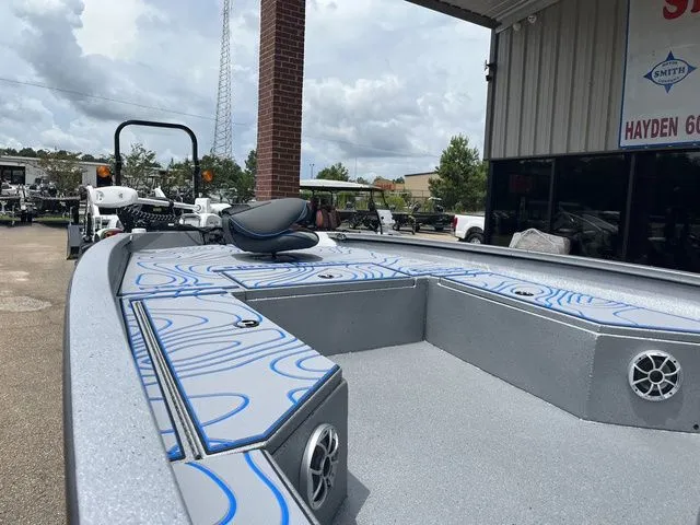 Slide: The Image of Xpress H24B 2025 - 6