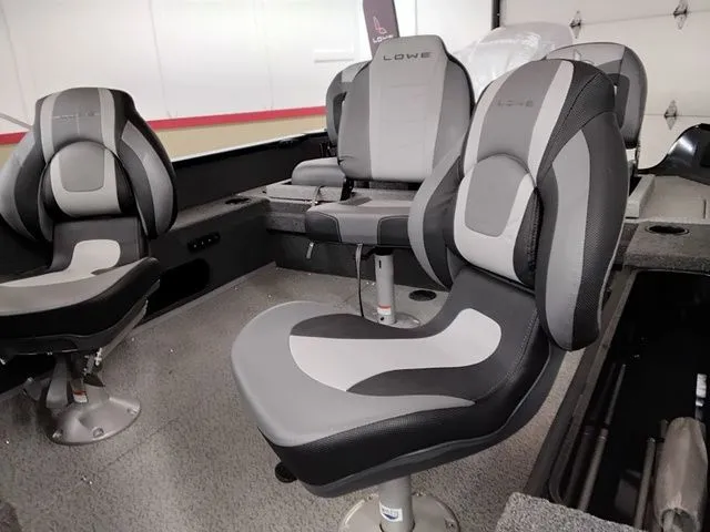 Slide: The Image of Lowe FM1775SC 2026 - 6