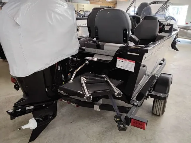 Slide: The Image of Lowe FM1775SC 2026 - 9