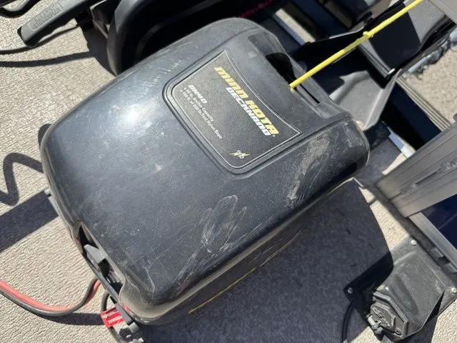 Slide: The Image of Sun Tracker Fishin' Barge 20 DLX 2017 - 23