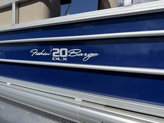 Slide: The Image of Sun Tracker Fishin' Barge 20 DLX 2017 - 59