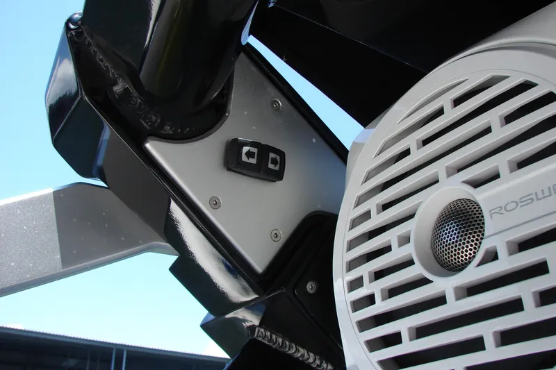 Slide: The Image of Close-up of 2019 Centurion Ri257 boat speaker and control panel. - 43