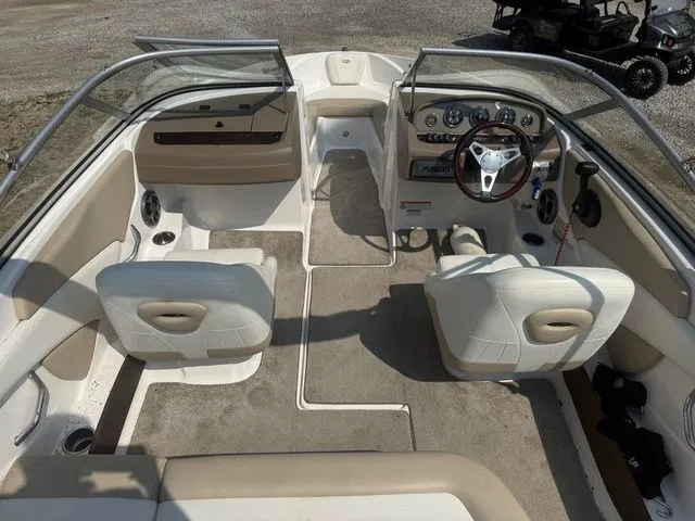 Slide: The Image of Regal 1900 Bowrider 2013 - 3