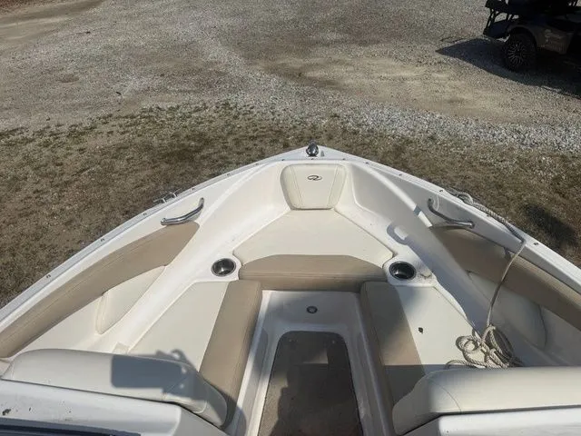 Slide: The Image of Regal 1900 Bowrider 2013 - 4