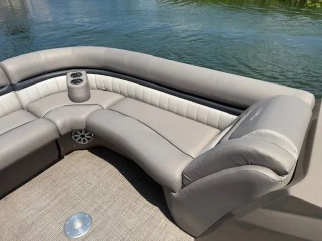 Slide: The Image of Bennington 23 GSRFB 2019 - 11