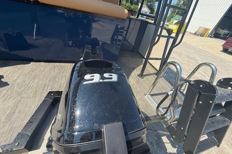 Slide: The Image of 2025 Tahoe Pontoon Cascade Cruise Funship with 9.9 horsepower engine and ladder. - 5