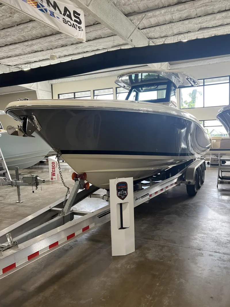 Slide: The Image of Chris-Craft Catalina 30 2025 - 6