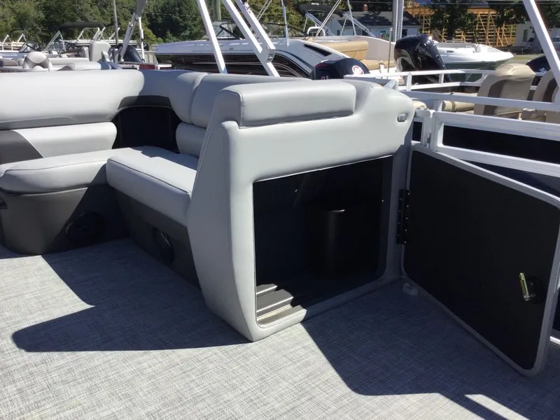 Slide: The Image of Sun Tracker SF20 BLU WOV 115 2026 - 13