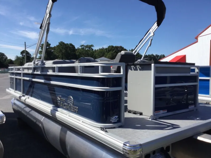 Slide: The Image of Sun Tracker SF20 BLU WOV 115 2026 - 5