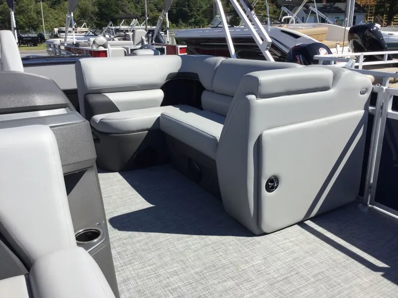 Slide: The Image of Sun Tracker SF20 BLU WOV 115 2026 - 7