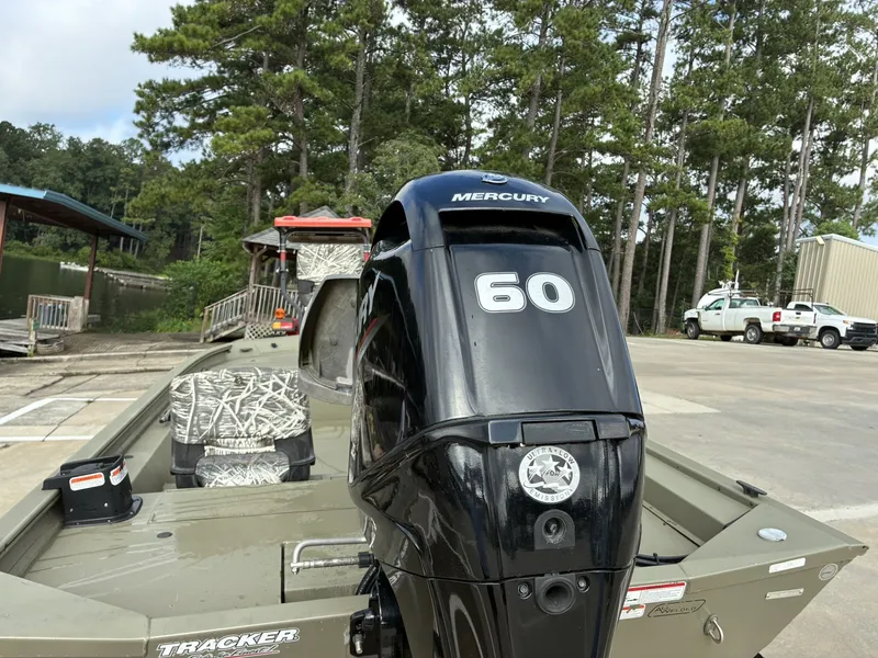 Slide: The Image of Tracker Grizzly 1754 Jon 2020 - 8