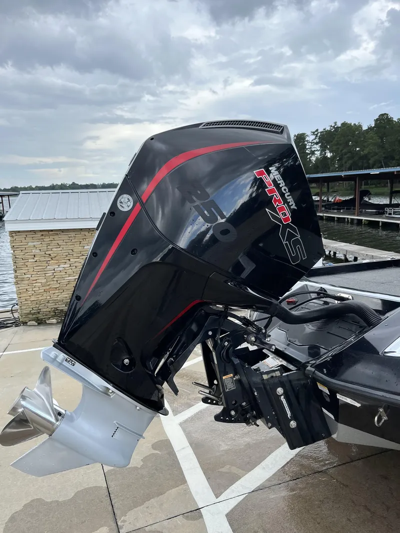 Slide: The Image of Ranger Z520R 2023 - 5