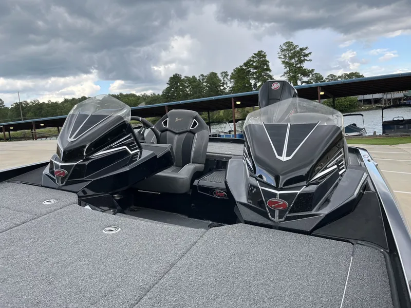 Slide: The Image of Ranger Z520R 2023 - 7