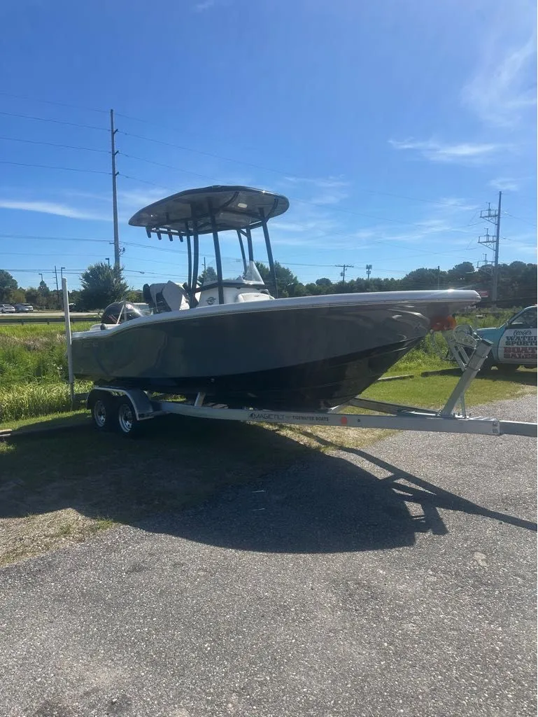 Slide: The Image of Tidewater 210 LXF 2025 - 1